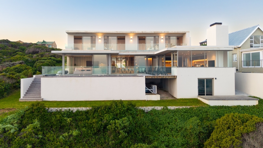 5 Bedroom Property for Sale in Suiderstrand Western Cape